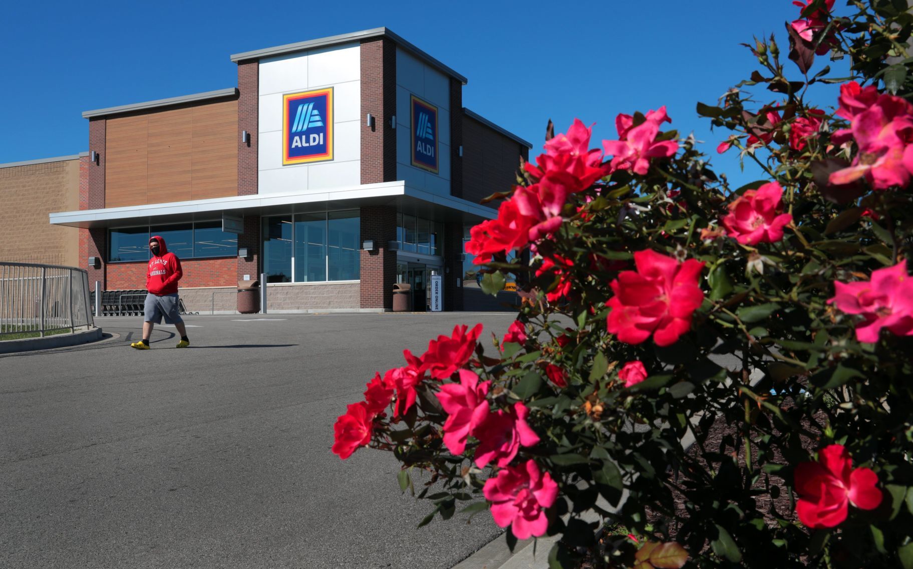 What happened to Shop 'n Save stores?
